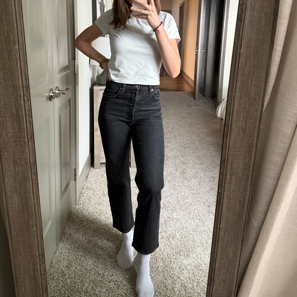 Levi High-Rise Straight Leg Women's Jeans in Black